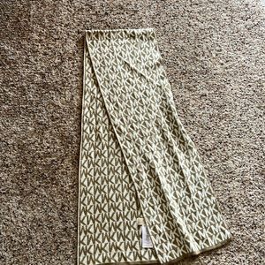 Michael Kors scarf